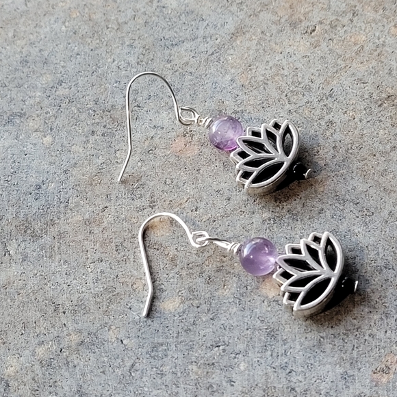 Amythest Lotus Silver Plated Earrings - Picture 4 of 7